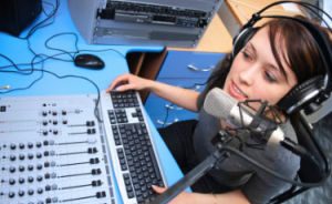 Top 9 things to remember when presenting a radio show