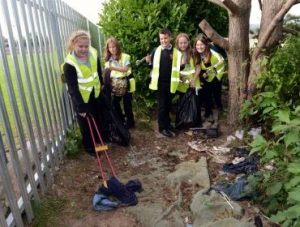 Schoolchildren Clean Up Their Community